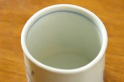 砥部焼・森陶房 あやめの湯のみ(小)を上から