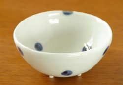 砥部焼・梅乃瀬窯 水玉のコロコロ鉢