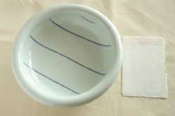 ぽってり鉢(中) はがきと比較