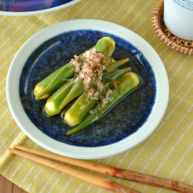 和食器・砥部焼　梅山窯の縁付皿