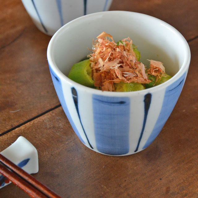 和食器・砥部焼　はけめ文のそばちょこ