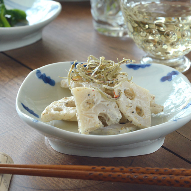 和食器・砥部焼　まるしかく取皿（雲柄）